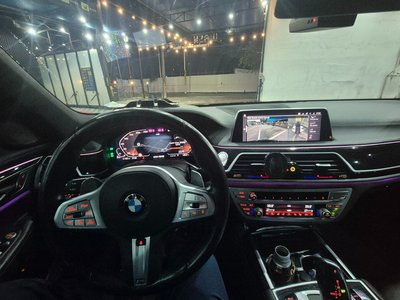 BMW 7 SERIES - 4