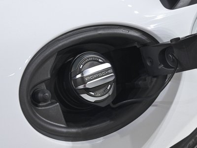 2025 Porsche 718 SPYDER 缩略图 31