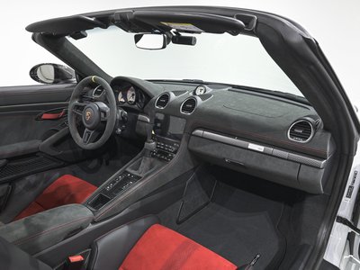 2025 Porsche 718 SPYDER 缩略图 14