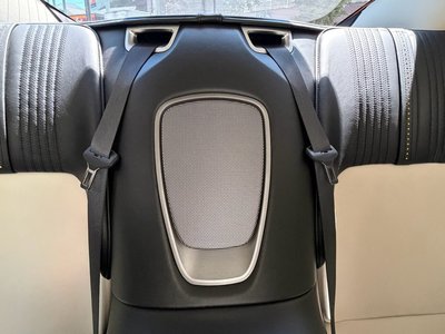 2017 Aston Martin DB11 照片 44