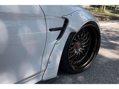 صورة 3 لـ 2018 BMW BMW M4