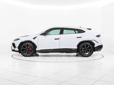 2023 Lamborghini URUS photo 5