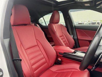 2021 Lexus IS 缩略图 30