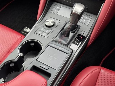 2021 Lexus IS 缩略图 22