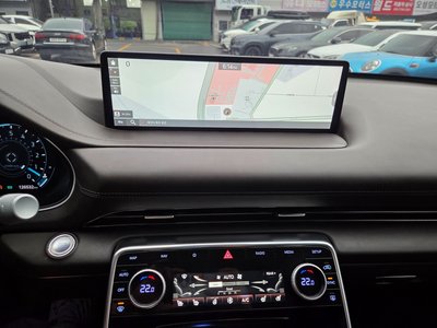 GENESIS GV80 - 10