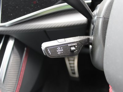 صورة مصغرة 39 لـ 2023 AUDI RS Q8