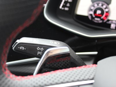 صورة مصغرة 38 لـ 2023 AUDI RS Q8