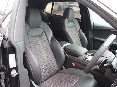 صورة مصغرة 19 لـ 2023 AUDI RS Q8