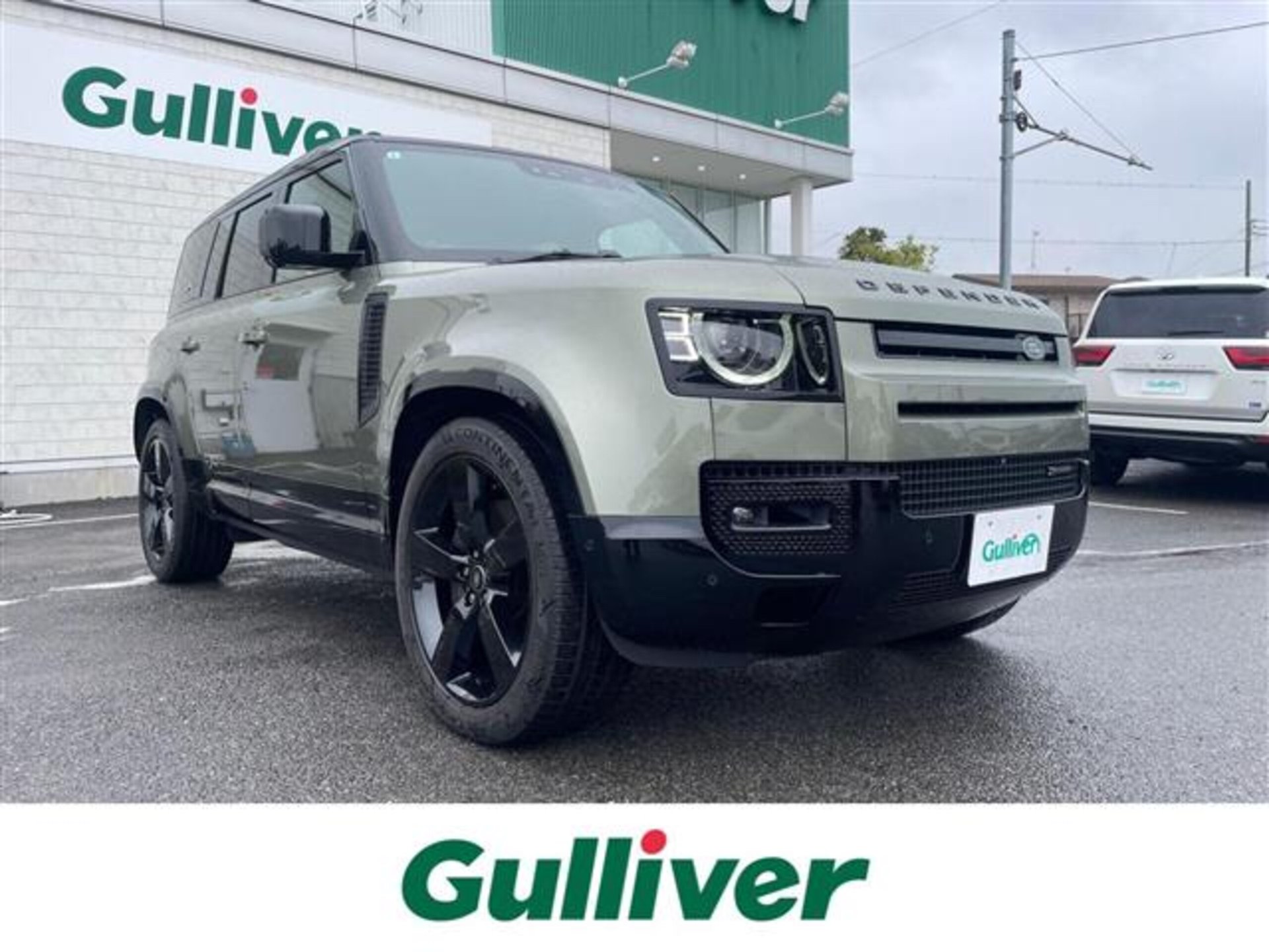 LAND ROVER DEFENDER - View 1