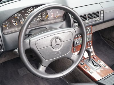 MERCEDES-BENZ SL - 7