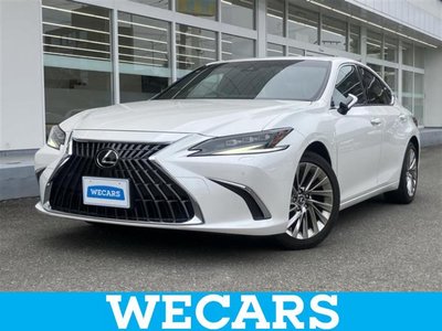 2023 Lexus ES photo 2