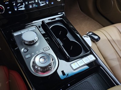 GENESIS G80 (RG3) - 9
