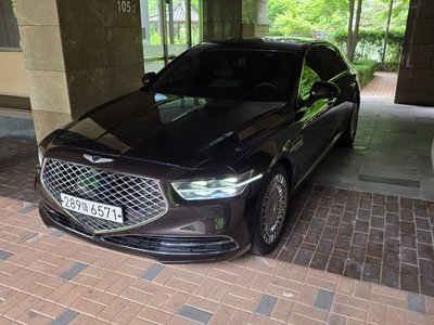 2019 Genesis G90 — фото 1
