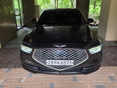 2019 Genesis G90 — фото 2