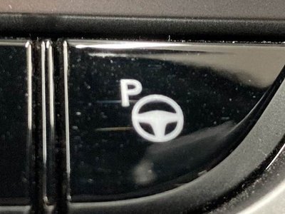 صورة 5 لـ 2023 Lexus RX