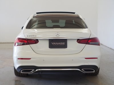 MERCEDES-BENZ E-CLASS - 3