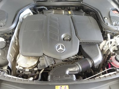 MERCEDES-BENZ E-CLASS - 10