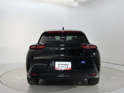 2025 Toyota CROWN SPORT photo 2
