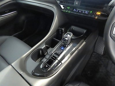 2025 Toyota CROWN SPORT 缩略图 26