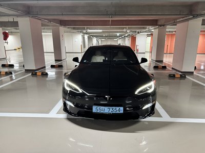 TESLA MODEL S - 2