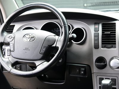 صورة مصغرة 34 لـ 2011 Toyota TUNDRA