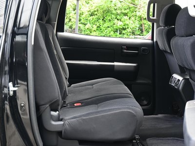 صورة مصغرة 44 لـ 2011 Toyota TUNDRA