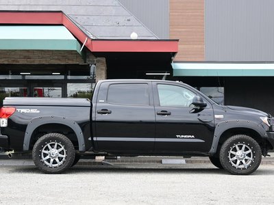 صورة مصغرة 17 لـ 2011 Toyota TUNDRA