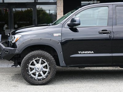 2011 Toyota TUNDRA — фото 10