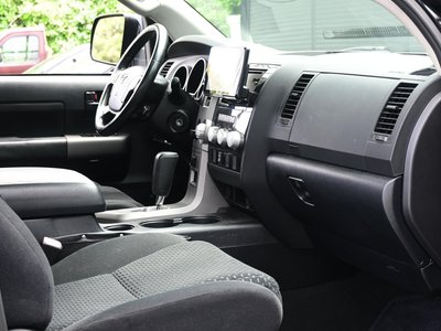 صورة مصغرة 38 لـ 2011 Toyota TUNDRA