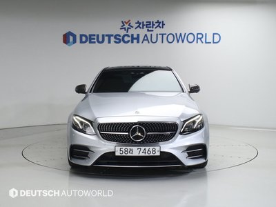 MERCEDES-BENZ E-CLASS - 2