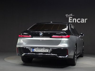 2023 BMW 7 SERIES — фото 3