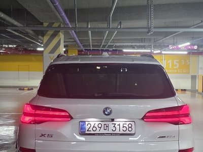 2025 BMW X5 photo 4