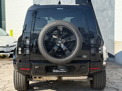 LAND ROVER DEFENDER - 4