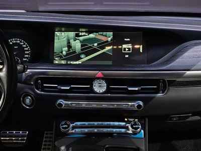 2018 Genesis G90 — миниатюра 14