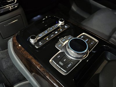 2018 Genesis G90 — миниатюра 17