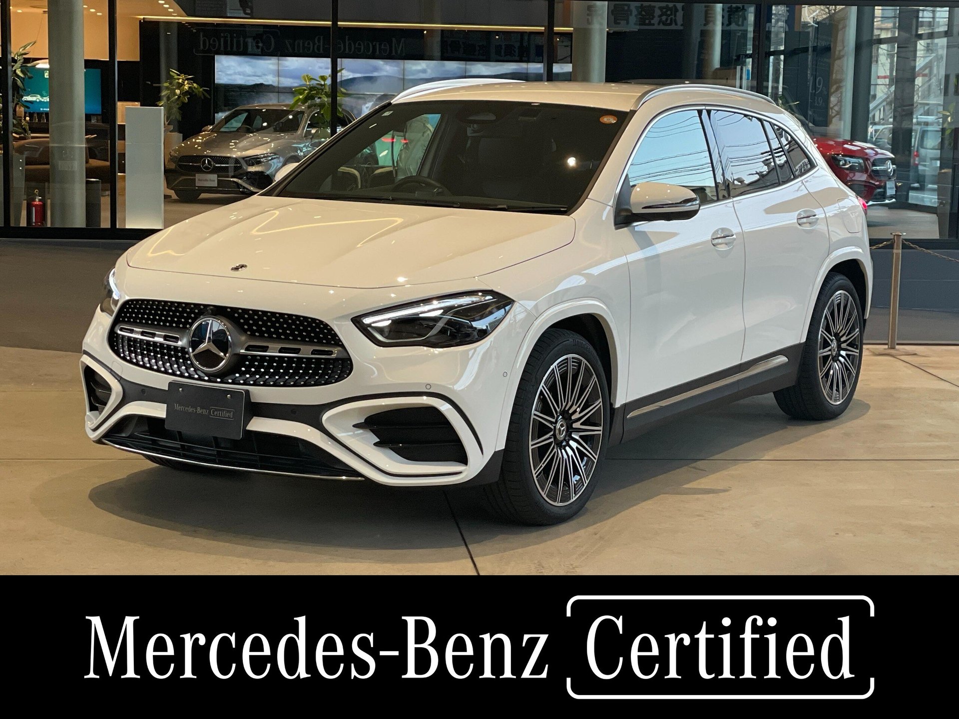 MERCEDES-BENZ GLA - View 1