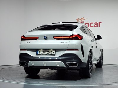 2020 BMW X6 photo 3