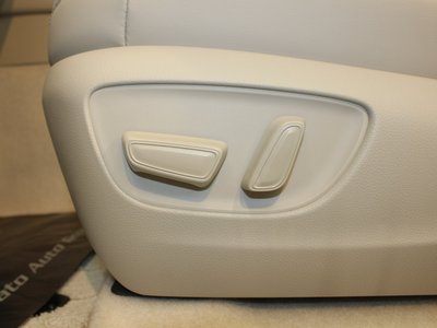2025 Toyota LAND CRUISER 300 缩略图 51