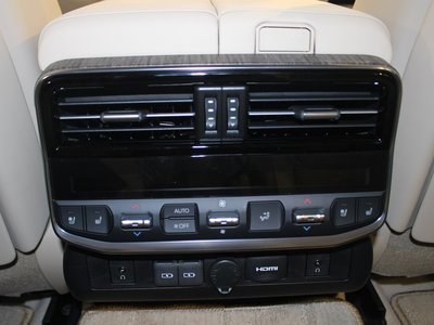 2025 Toyota LAND CRUISER 300 缩略图 61
