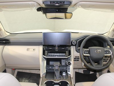 2025 Toyota LAND CRUISER 300 缩略图 30