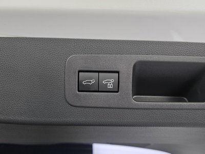 2025 Lexus LX — миниатюра 41