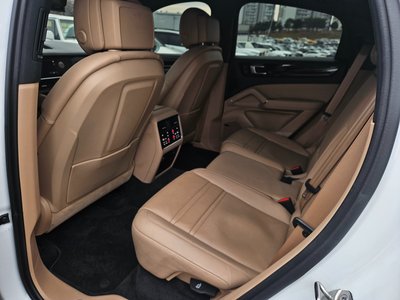 صورة مصغرة 12 لـ 2023 Porsche CAYENNE