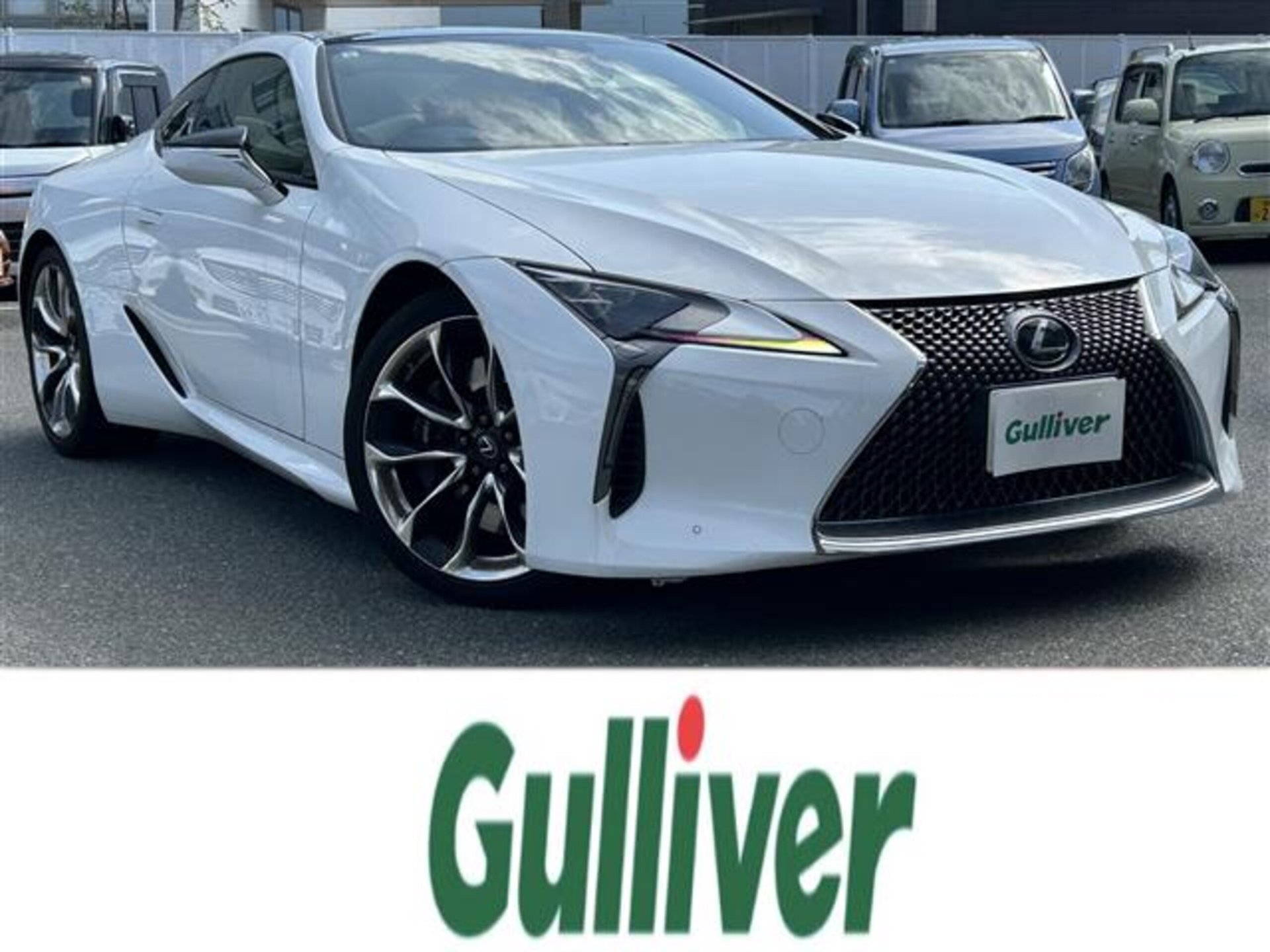 LEXUS LC - View 1