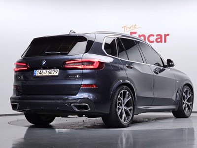 صورة 3 لـ 2021 BMW X5