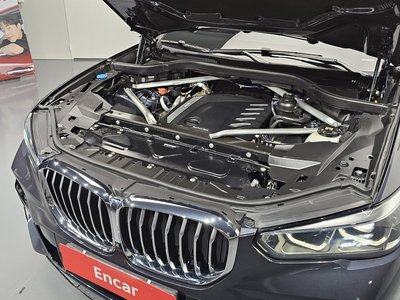 صورة 7 لـ 2021 BMW X5