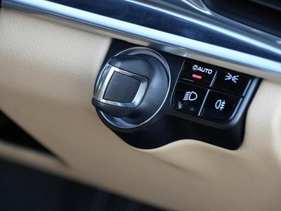 PORSCHE PANAMERA - 7