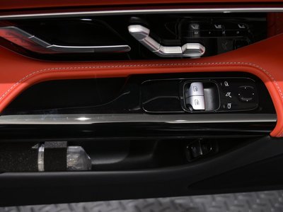 صورة مصغرة 30 لـ 2025 Mercedes-BENZ GT AMG