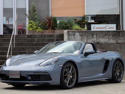 صورة 1 لـ 2025 Porsche 718