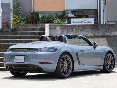 صورة 5 لـ 2025 Porsche 718