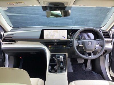 2025 Toyota CROWN CROSSOVER — фото 2